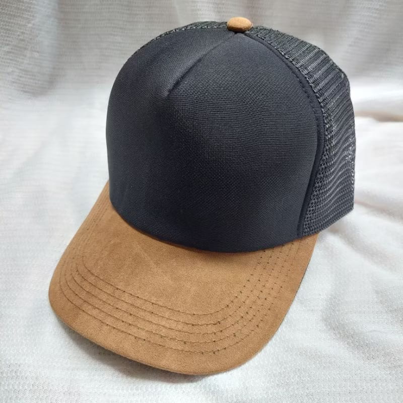 Trucker Suede Kombinasi Warna - Hitam Krem